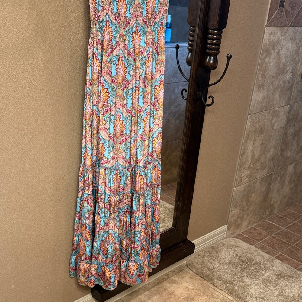 Colorful Paisley Maxi Dress - Picture 6 of 6